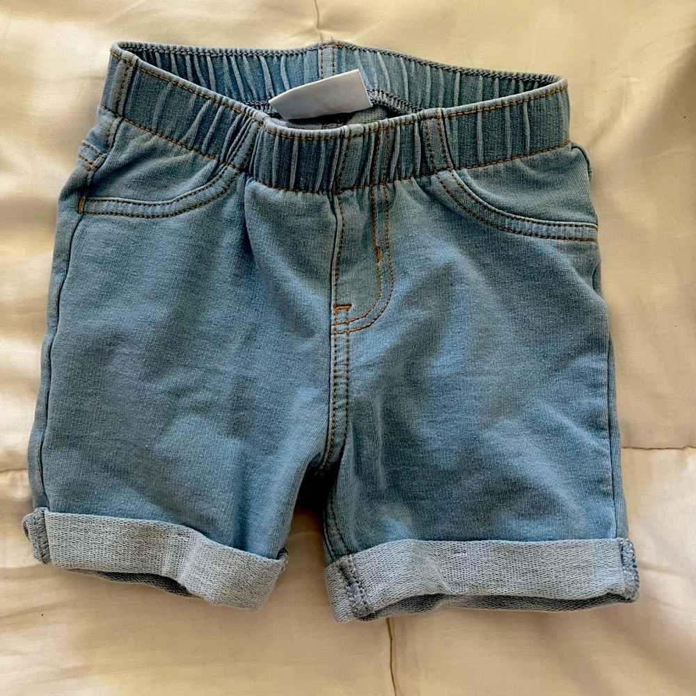 Cat and jack girls sz 2t jean shorts